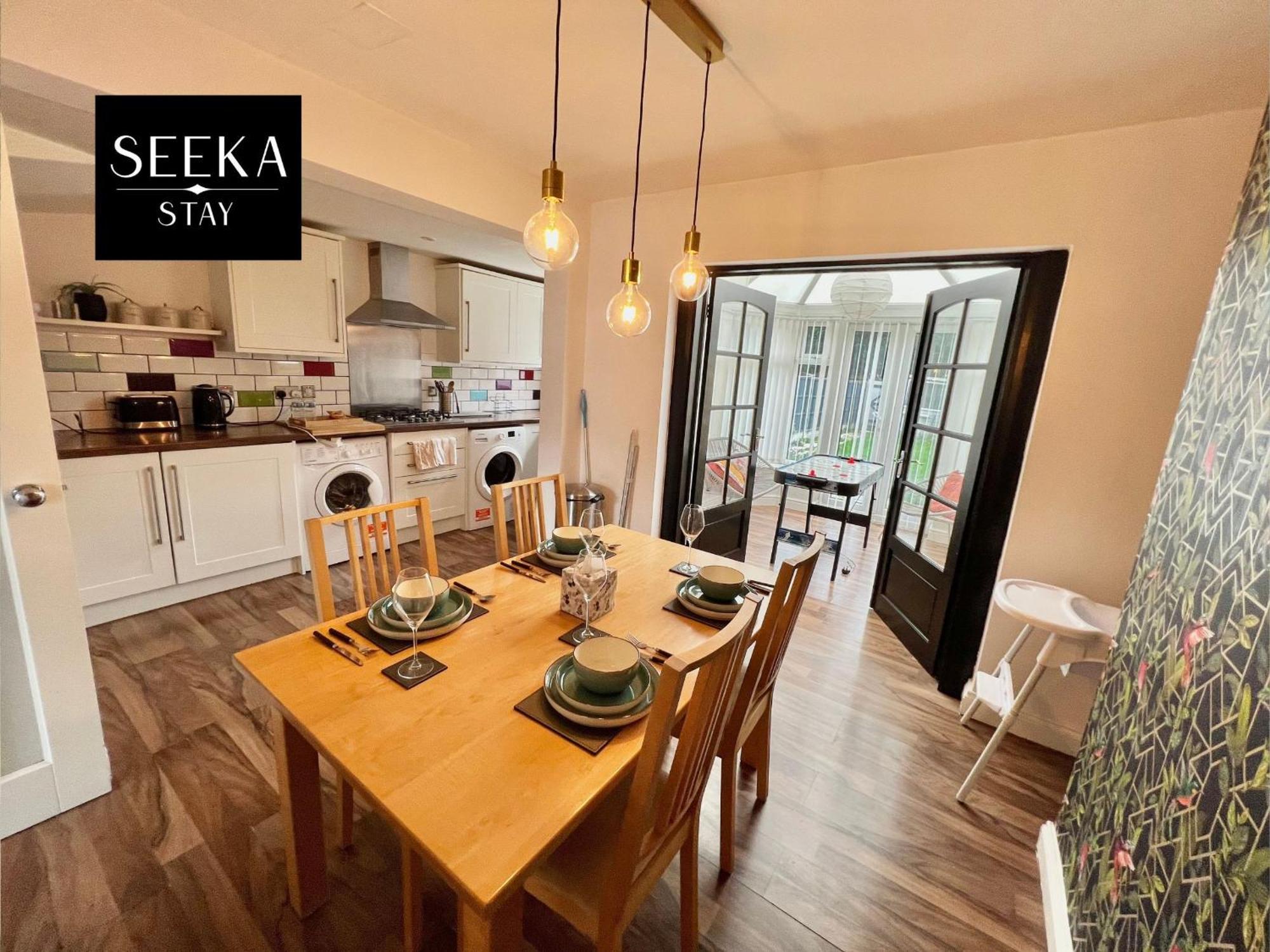 Cosy 2-Bedroom House, Walking Distance Cbs, Ideal For Contractors-Business Stays Coventry Extérieur photo